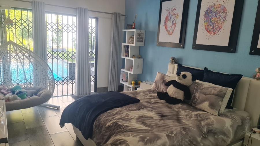 5 Bedroom Property for Sale in Protea Park North West